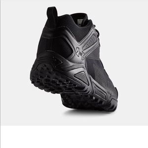 💪🏽Brand new Men’s Under Armour Boots in box 💪🏽